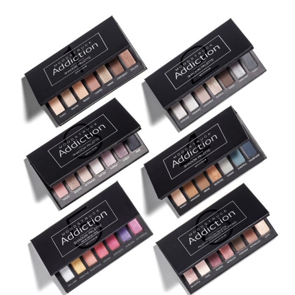 Addiction pallets eye shadow